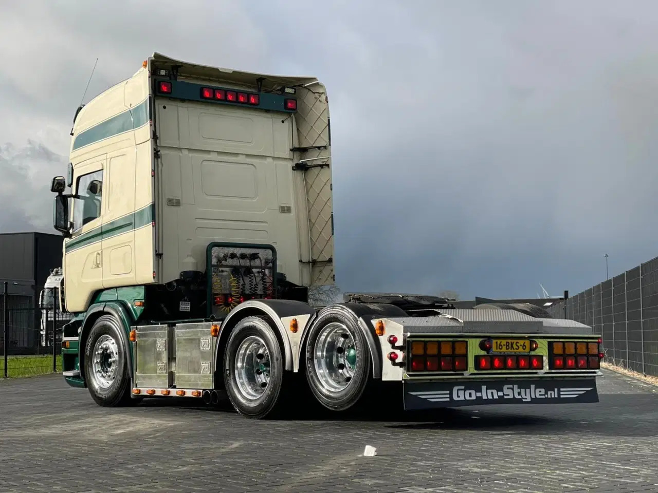 Scania R580 6x2 – Heckansicht